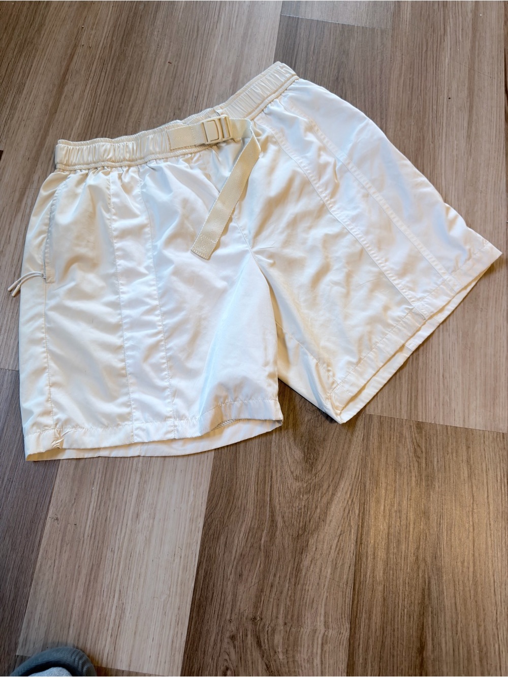 Kith White Cream color shorts